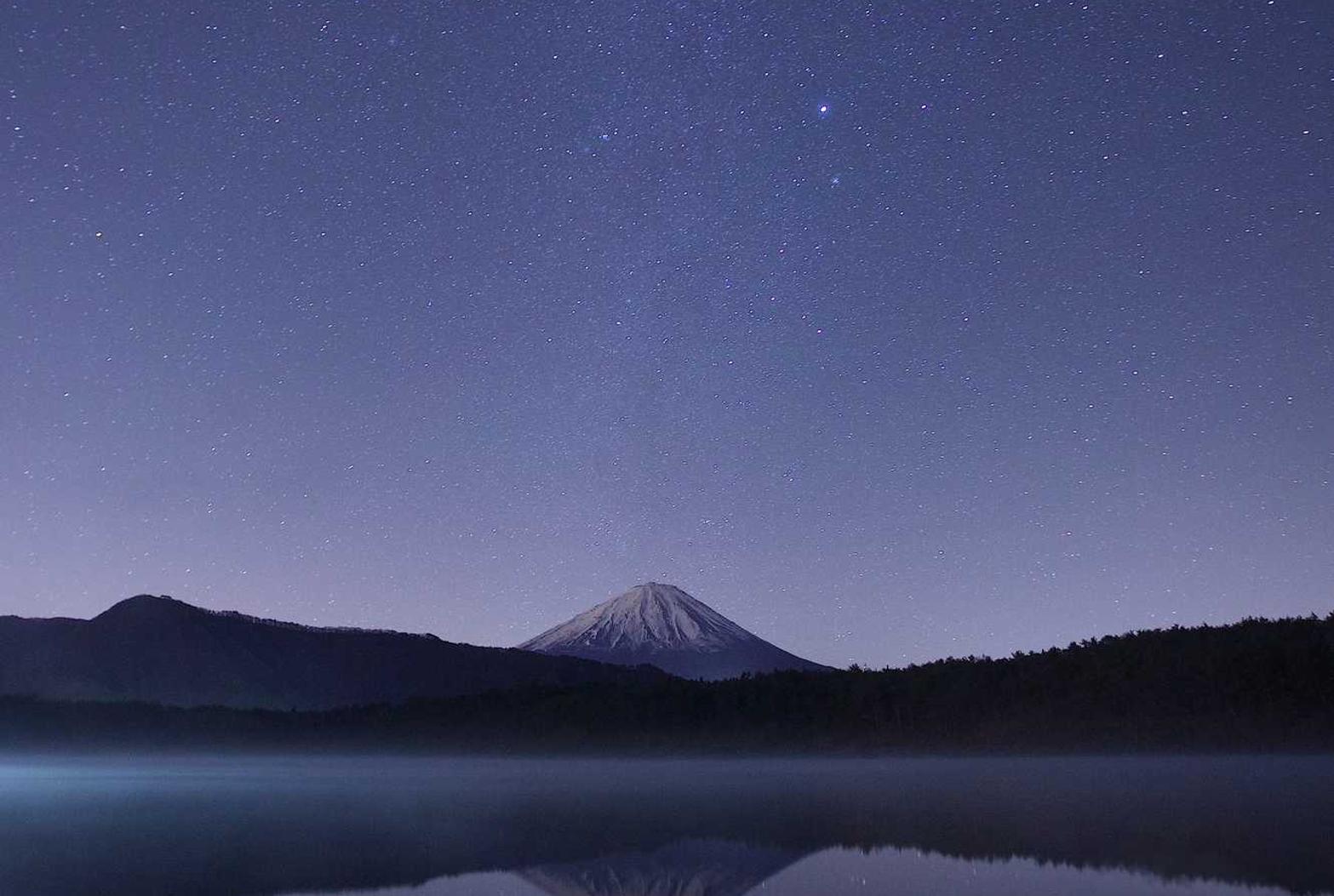 吸烟与颜值无关，相反还会减分